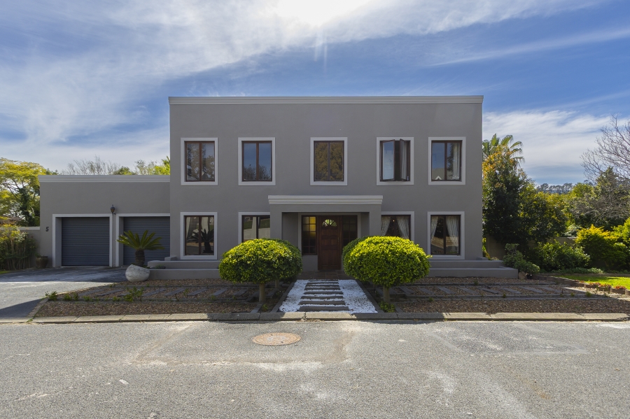 4 Bedroom Property for Sale in Steynsrust Western Cape